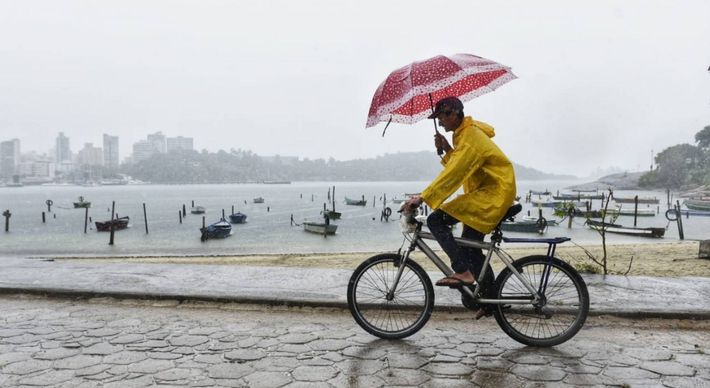 Grande Vitória não está na lista, mas tem previsão de pancadas de chuva neste sábado (5), segundo o Climatempo