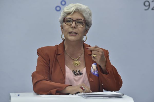 Célia Tavares (PT), candidata a prefeita de Cariacica durante debate promovido pelo site A Gazeta e Rádio CBN 
