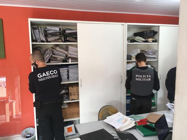 Operação investiga fraudes em contratos no setor de coleta e tratamento de lixo em Pedro Canário