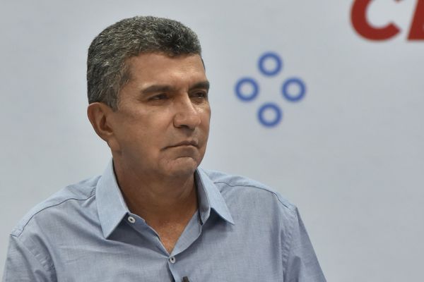 Sergio Vidigal (PDT) durante o debate do segundo turno para Prefeitura da Serra por Fernando Madeira