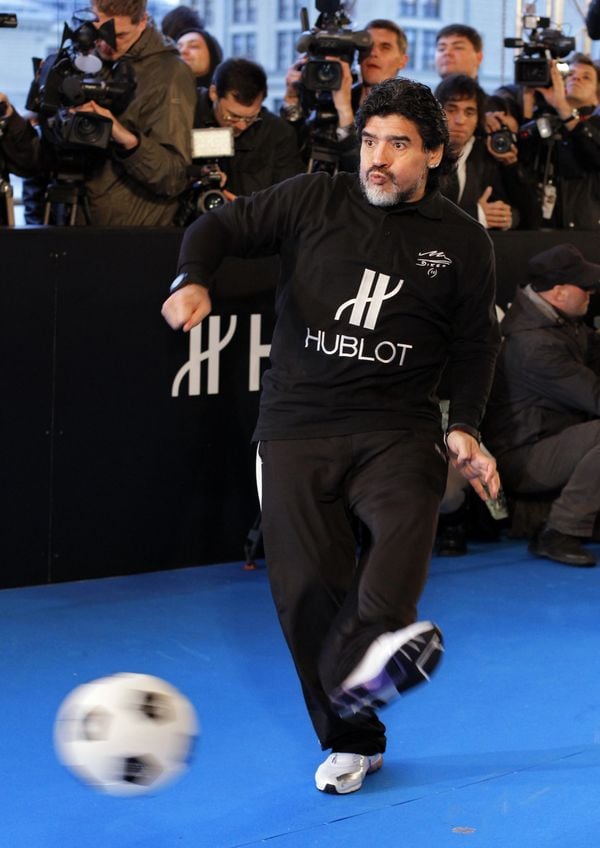 Maradona durante evento por Dmitry Lovetsky