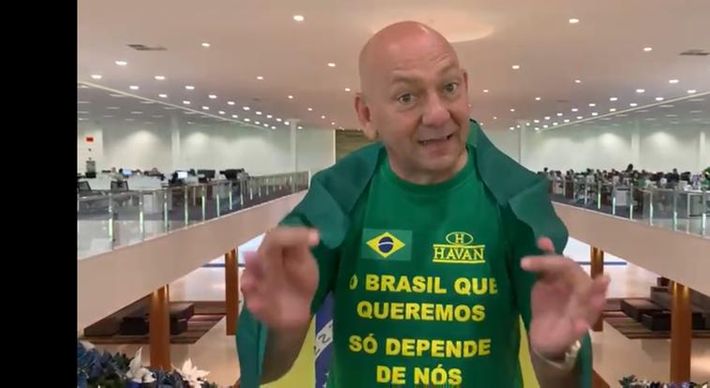 Empresário inimigo dos petistas diz que está preocupado se Coser vencer em Vitória e Célia ganhar em Cariacica, onde anunciou que vai fazer uma loja