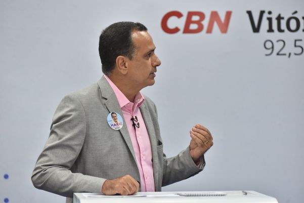 Max Filho durante debate promovido por A Gazeta para o segundo turno de Vila Velha por Fernando Madeira