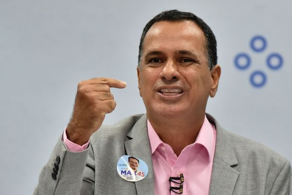 Max Filho durante debate promovido por A Gazeta para o segundo turno de Vila Velha por Fernando Madeira