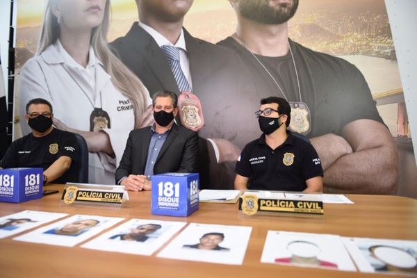 Coletiva sobre chacina na Ilha Dr. Américo, em Vitória por Vitor Jubini