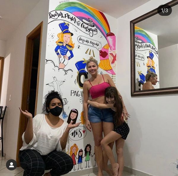 Lettering em parede  por Divulgação / Risco de Risco