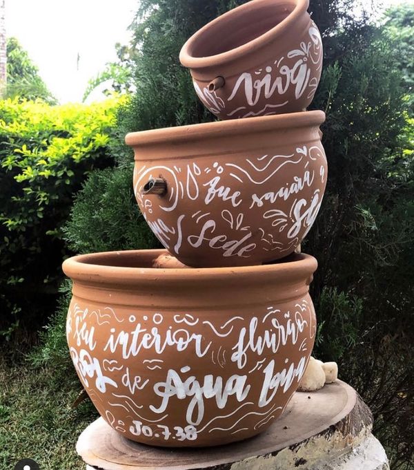 Lettering em cerâmica por Divulgação / Risco de Risco