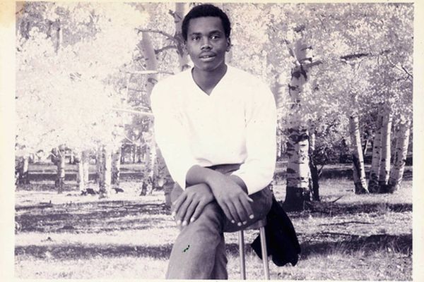 Jarvis Jay Masters, mestre budista e presidiário condenado à morte nos Estados Unidos, de 58 anos