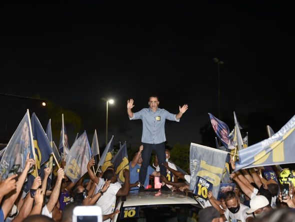 Delegado Pazolini (Republicanos) comemora vitória na Capital por Vitor Jubini