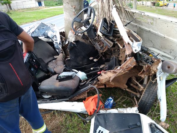 Acidente grave deixa dois mortos e três feridos em Venda Nova do Imigrante por Redes Sociais