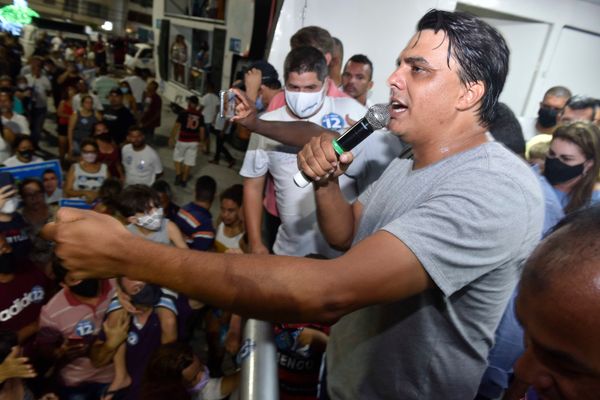 Sérgio Vidigal (PDT) é eleito prefeito da Serra por Fábio Vicentini