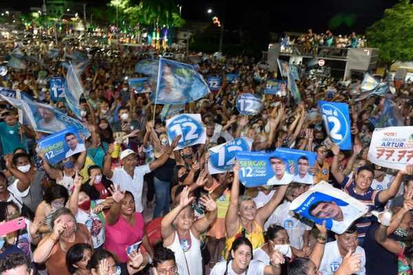 Sérgio Vidigal (PDT) é eleito prefeito da Serra por Fábio Vicentini