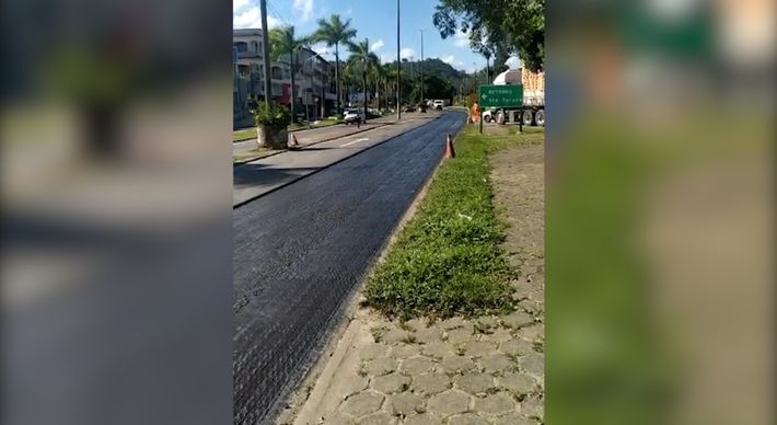 De acordo com informações da Eco 101, o trecho que fica na altura do Km 229 permaneceu em sistema de pare e siga durante todo o dia em função das obras, o que deixou o trânsito muito lento na via