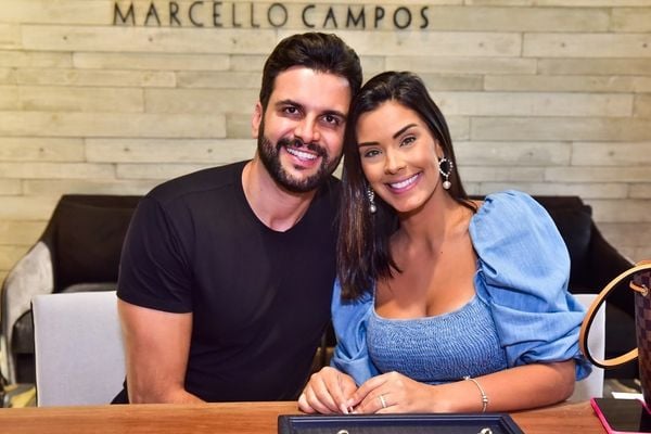 O empresário Rogério Fernandes e a noiva, a ex-BBB Ivy Moraes