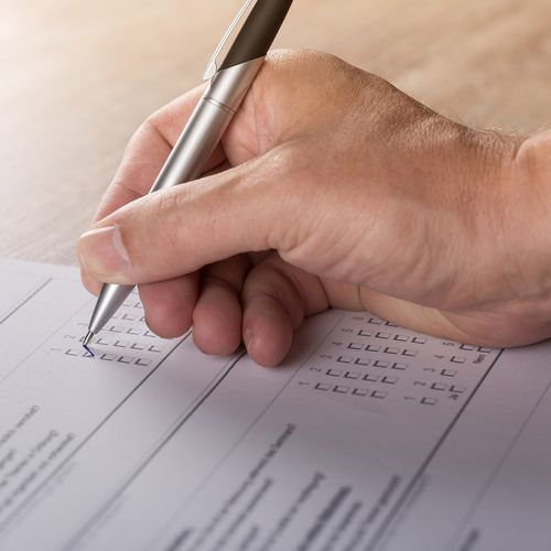 145 seleções e concursos públicos abertos com salário de até R$ 30 mil