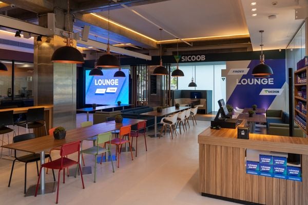 Lounge Findes: modelo inovador de agência no Sicoob ES