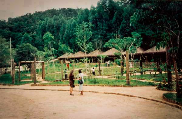 Pátio do Maanaim na década de 1980