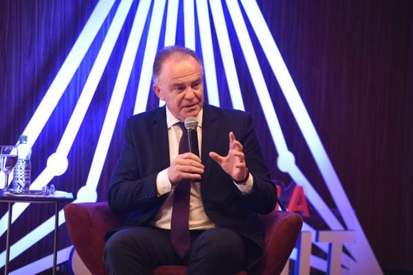 Renato Casagrande, governador do Espírito Santo, participa do Vitória Summit por Carlos Alberto Silva