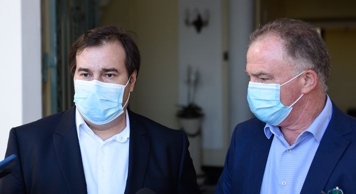O presidente da Câmara dos Deputados, Rodrigo Maia (DEM), veio ao Espírito Santo para se reunir com o governador Renato Casagrande (PSB). Ele defendeu a aquisição de qualquer imunizante contra a Covid-19 que seja aprovado pela Anvisa