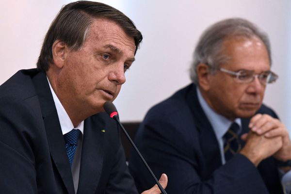 Jair Bolsonaro e Paulo Guedes, em reunião no Ministério da Economia, em Brasília