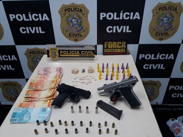 Material apreendido na Operação Repressão Qualificada