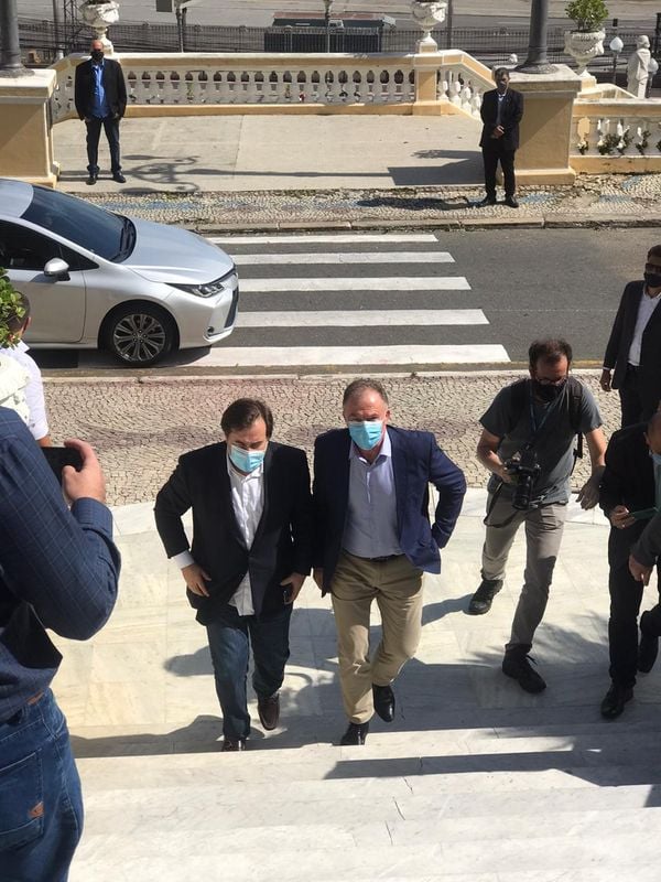 Presidente da Câmara dos Deputados (DEM), Rodrigo Maia, e o governador Renato Casagrande (PSB) no Palácio Anchieta por Vitor Jubini