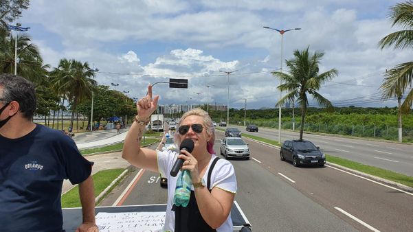 Grupo saiu às 9h30 da Praça do Papa, em Vitória