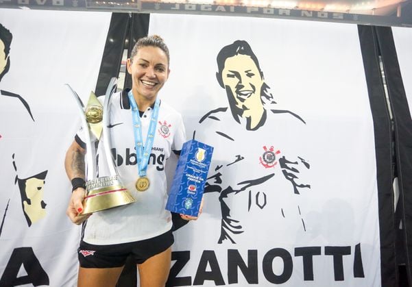 Gabi Zanotti faturou mais um Campeonato Brasileiro com o Corinthians, e ainda foi eleita craque da final