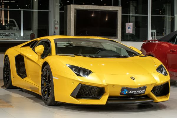 A Gazeta | Loja de carros de alto luxo oferece unidade de até R$ 7,9 milhões