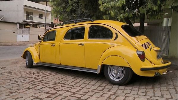 O Fusca foi alongado em 1,25 m para comportar mais uma fileira de bancos por Arquivo pessoal
