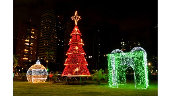 Decoração natalina na Praça do Papa, em Vitória por Fernando Madeira