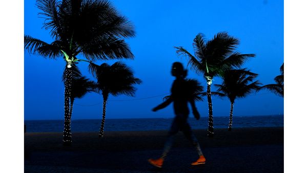 Decoração natalina na Praia da Costa, em Vila Velha por Fernando Madeira