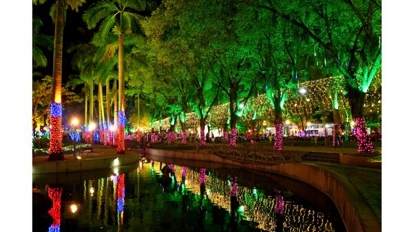 Decoração natalina no Parque Moscoso, em Vitória por Fernando Madeira