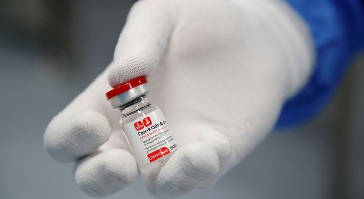 Segundo a pesquisa, 99,65% dos participantes dos testes desenvolveram anticorpos para a cepa brasileira do coronavírus no 42° dia após a aplicação da segunda dose da vacina