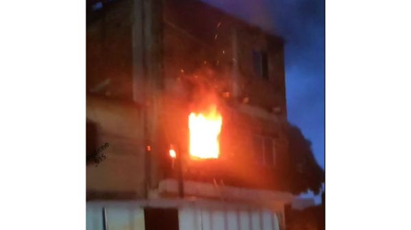 Incêndio atingiu apartamento no segundo andar do prédio