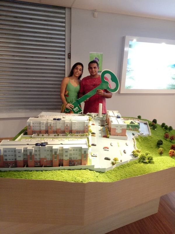 Dyana Valéria Viana e Maycon Ribeiro tinham planos de comprar um apartamento, mas não de forma imediata. Ao entrarem em contato com a Morar, descobriram as facilidades e perceberam que o sonho poderia se tornar realidade.