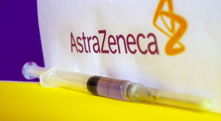 Foram contratadas duas milhões de doses fabricadas pelo laboratório indiano Serum