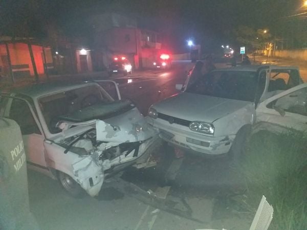 Batida entre dois carros deixa morto e feridos em Nova Venécia