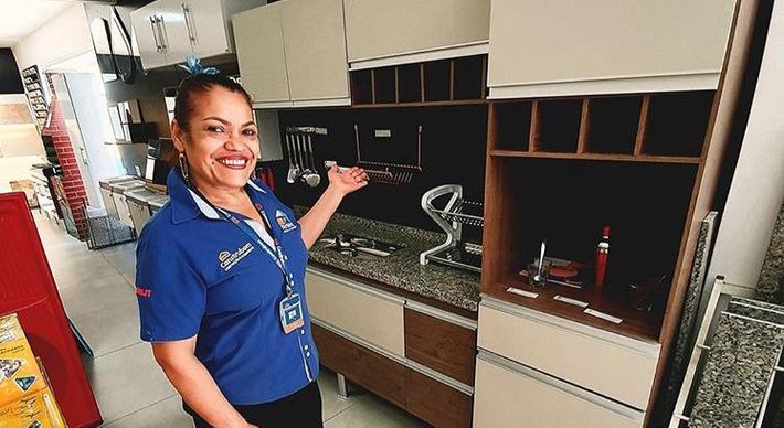 Destaque no segmento de material de construção, empresa tem investido no treinamento das equipes para aprimorar atendimento ao público