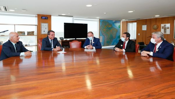 Reunião do governador Renato Casagrande com o presidente Jair Bolsonaro no Palácio do Planalto, nesta segunda-feira (14)
