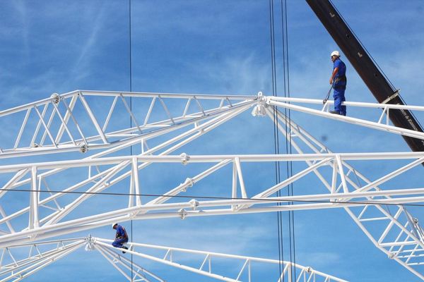 Lona é instalada no Terminal de Itaparica por Divulgação/ DER-ES