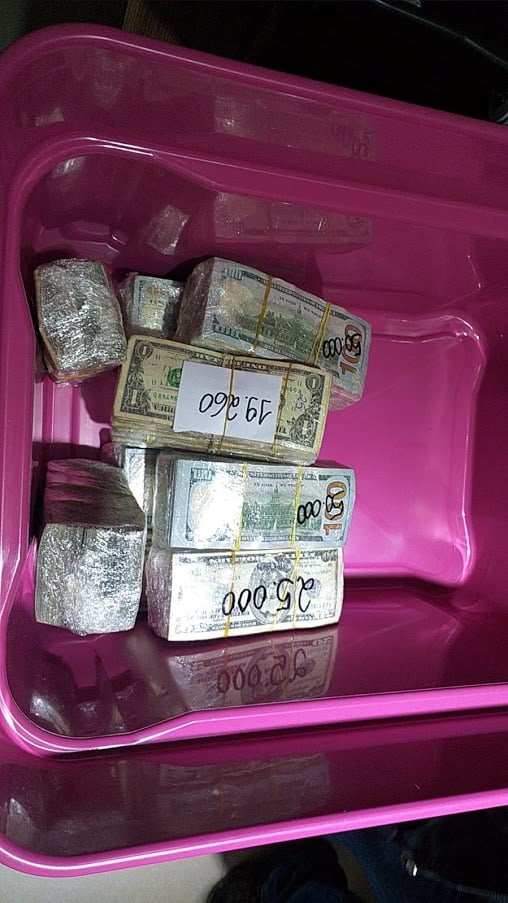 Operação Piànjú: busca na casa de suspeitos encontrou mais de 600 mil dólares por DIvulgação / MPES