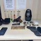 Imagem - Homem é detido com arma, dinheiro e drogas dentro de casa em Vila Velha