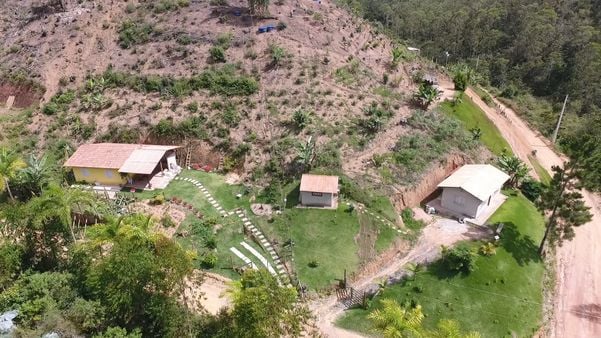 Imagens de drone mostram desmatamento em Santa Teresa por Luciney Araújo