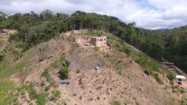 Imagens de drone mostram desmatamento em Santa Teresa por Luciney Araújo