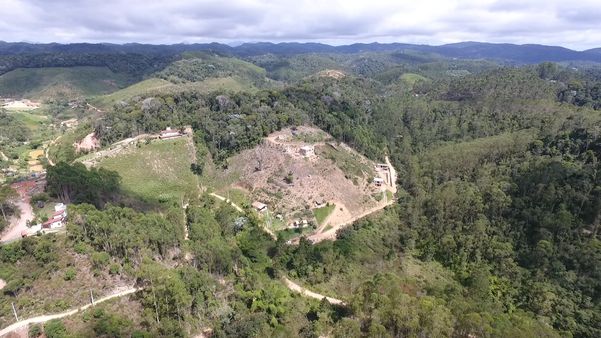 Imagens de drone mostram desmatamento em Santa Teresa por Luciney Araújo