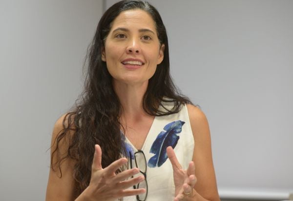 Juliana Rohsner Vianna Toniati, futura secretária municipal de educação de Vitória por Carlos Alberto Silva