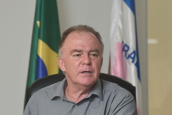 Entrevista com o governador do Espírito Santo Renato Casagrande (PSB) na residência oficinal, Praia da Costa, Vila Velha