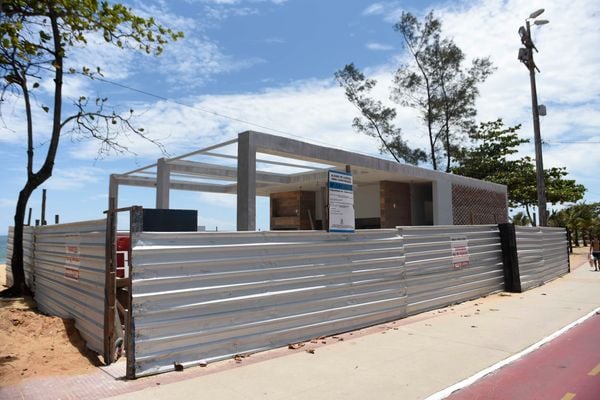 Obras dos novos quiosques da Praia de Itaparica em Vila Velha são finalizadas
