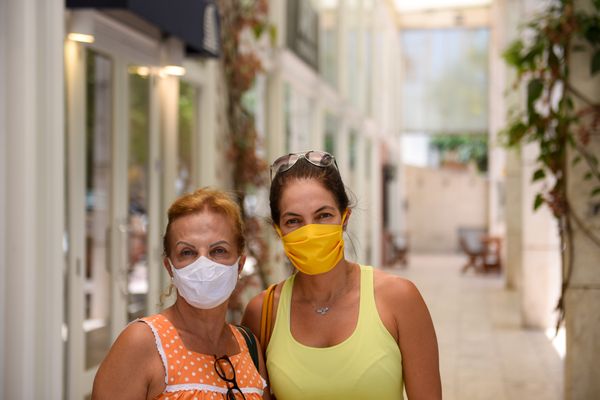 Karine Kimura e Tânia Moreira- moradoras da Praia do Canto, em Vitória